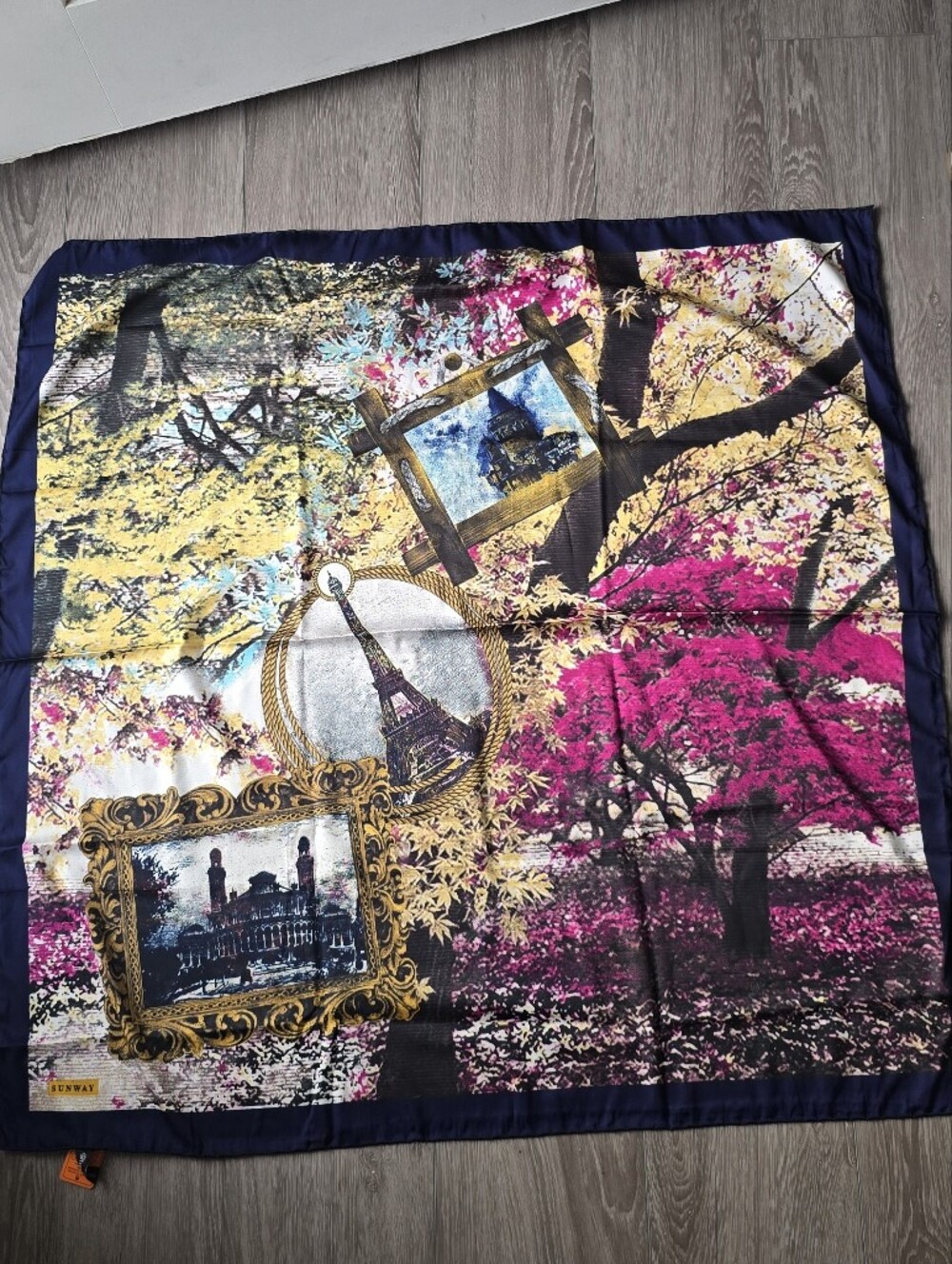 NWT Sunway Square Scarf Navy Eiffel Tower Paris Print Satin Feel Made Turkey